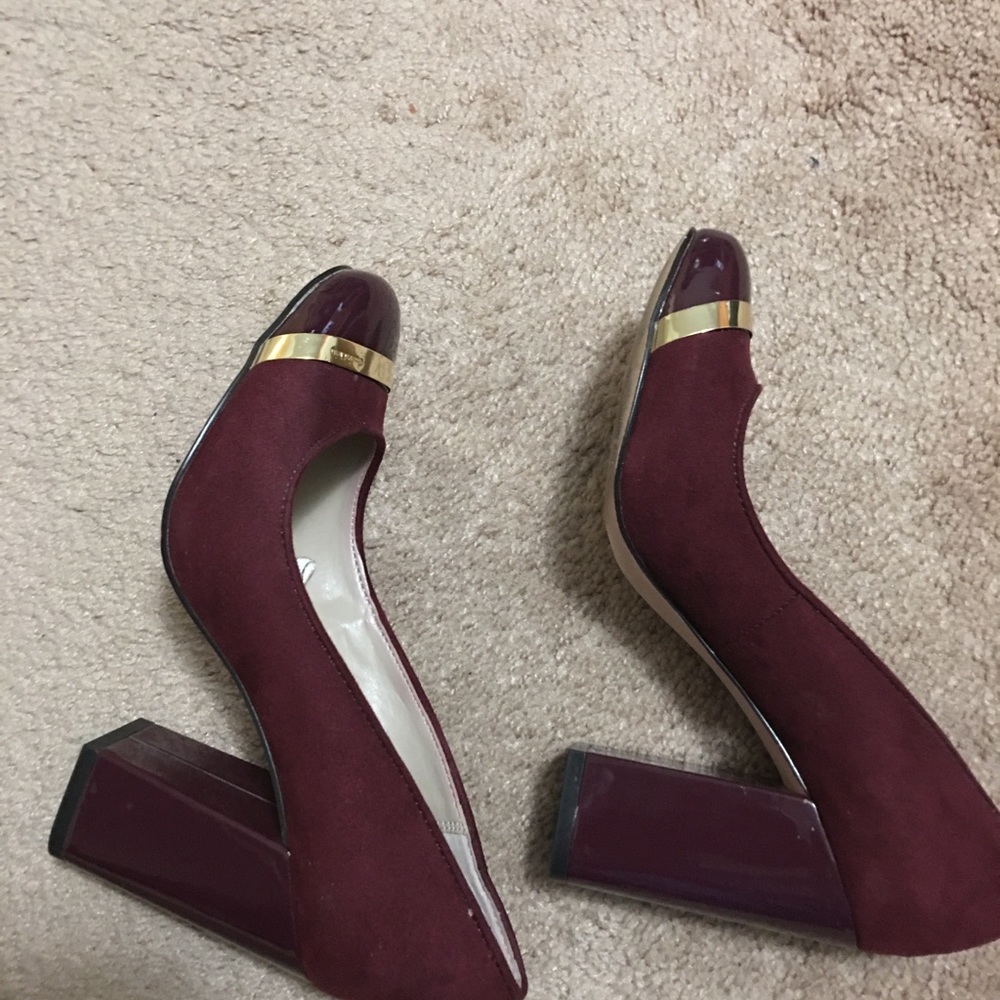 Calvin Klein Shoes - Picture 5 of 7